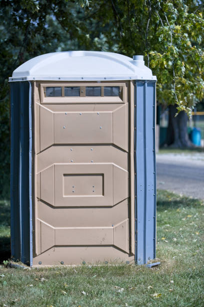 Portable Toilet Options We Offer in Neenah, WI