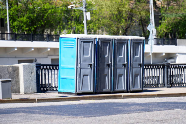 Best Temporary restroom rental  in Neenah, WI